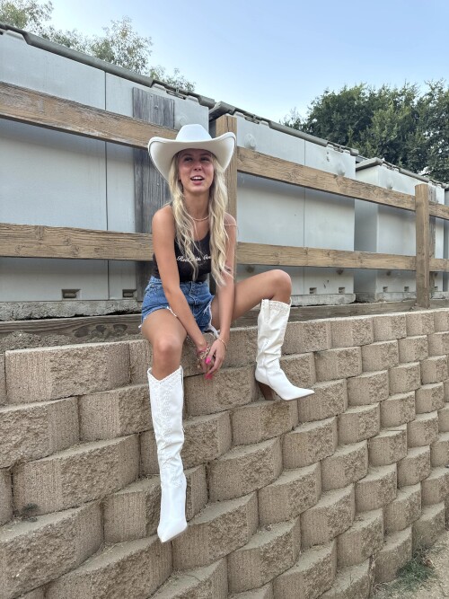 12sdiuhbfub 12360e36868fad59b1