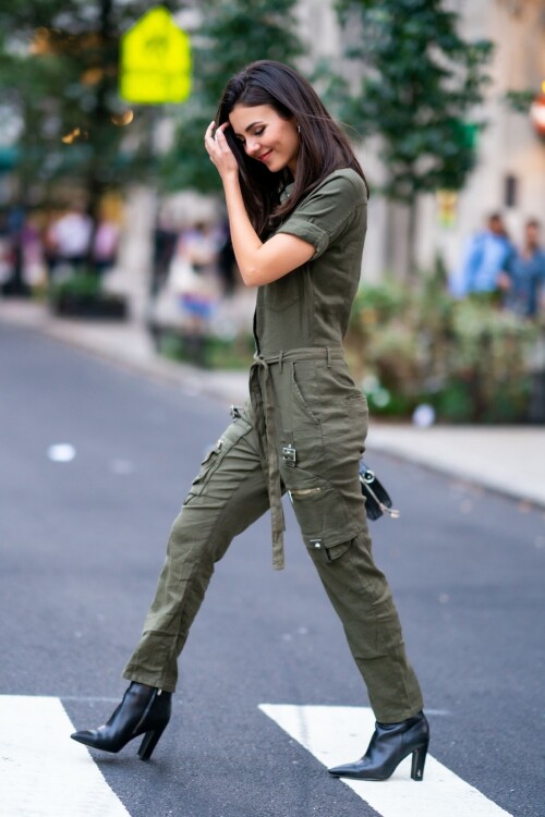 13 WfAklYN137e5e9c897c914d