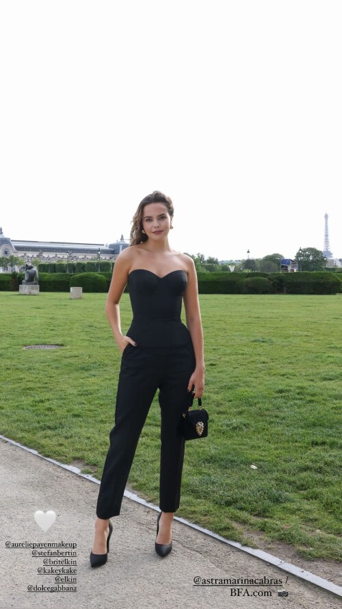 1311F678 BC06 440F B94B 29EAE86C1545729a4a2f8a568273