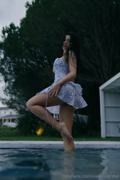 1333x2000 8ea4e940bea398591f004cff4be0d522f4e4644d05620db1