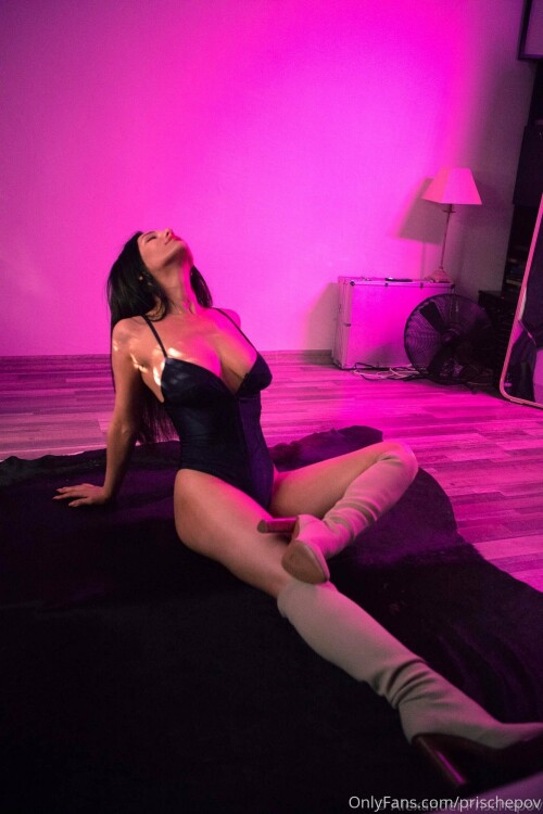 1333x2000 f3b79946a77e8d0a8fc63252564ad5da933945d91fb9c8410ce8f510de6e7a9a59