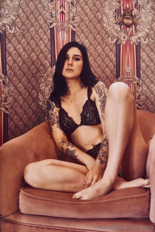 1365x2048 cd3ce338bbe662bdf6ed50eed6e04ffb90eedc9ff2a9ca2f