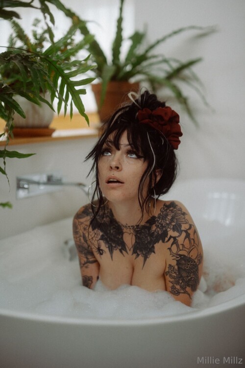 1366x2048 d51c1e470aad8b79a70be2c083742320f183ec57cf776593