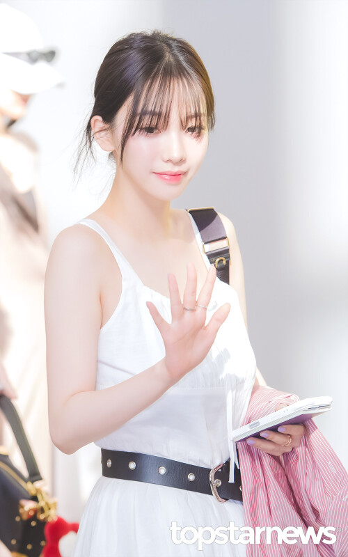 137201cfad9ecd75c10c5