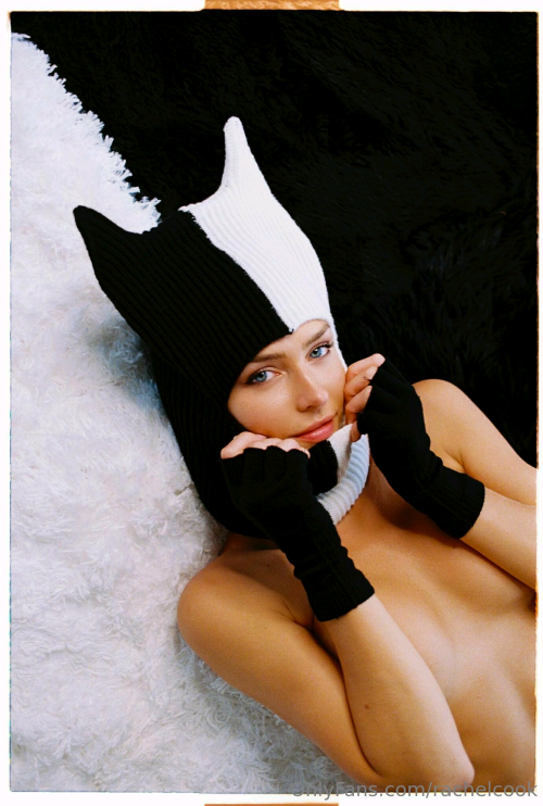 1380x2048_1a7eef6c3aac43420fec2d236579c4a4c72c714b3dfcad44