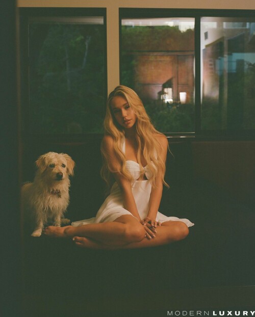 13f28c8c9fe536e03e6bdd75f4959ddc