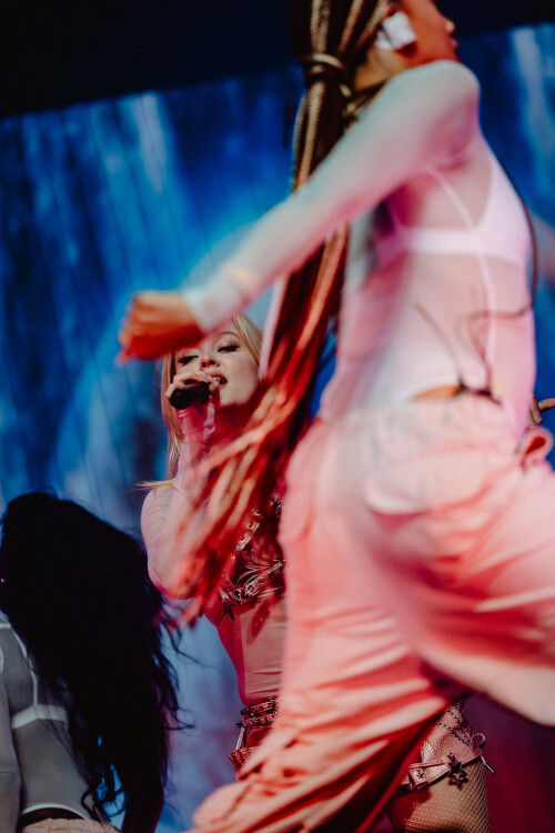 14.ZaraLarsson socials 5702fccf540ea48a3