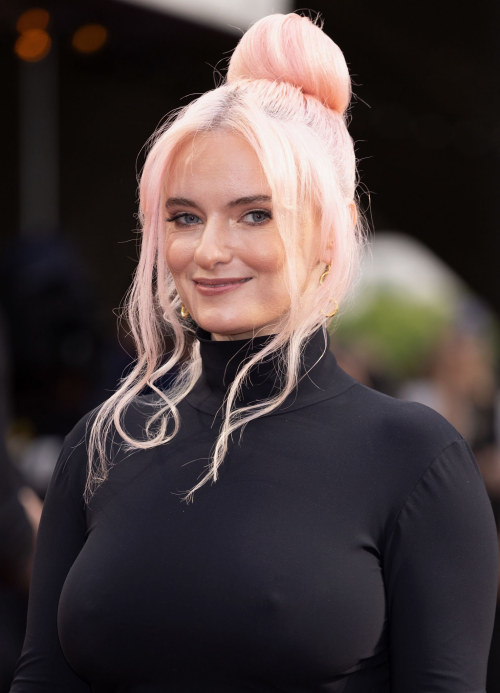 140032261600095f02cd0c1597