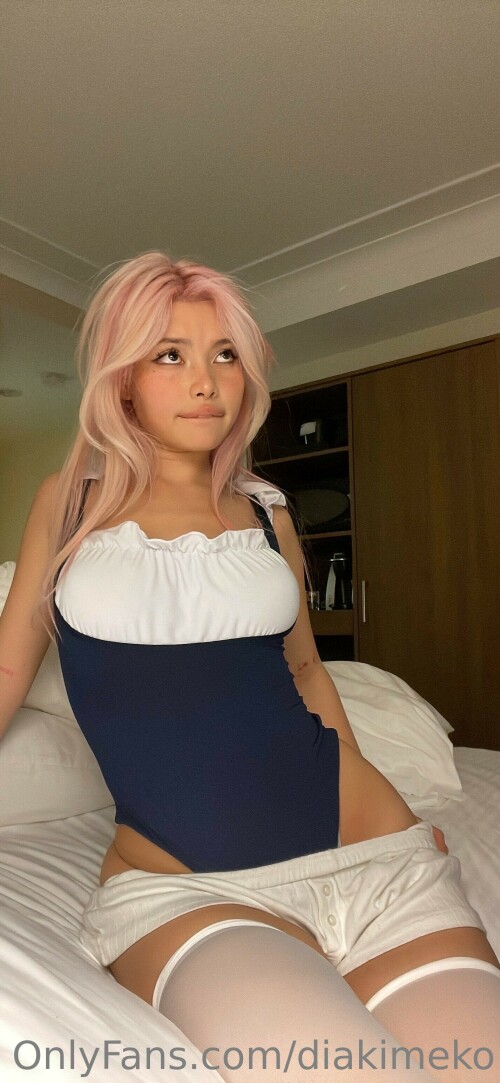 1426x3088 12faa19fd0334d70b380ca0f15c5db1c