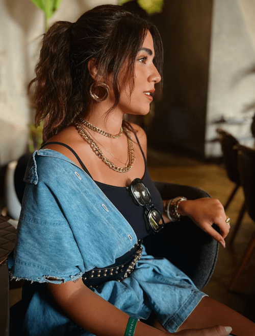 142qdj4-02-quyn9fib6g4b1d2559e53d2a961eb