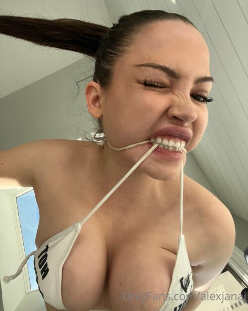 1440x1800_b72957702d41676ce6d2e88a9d555058330309fbfcc48329.jpeg