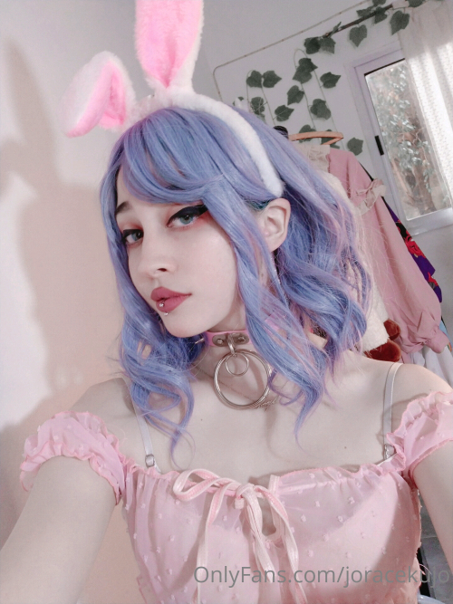 1440x1920_0e5ffc03e734d8515bef5992f096f350