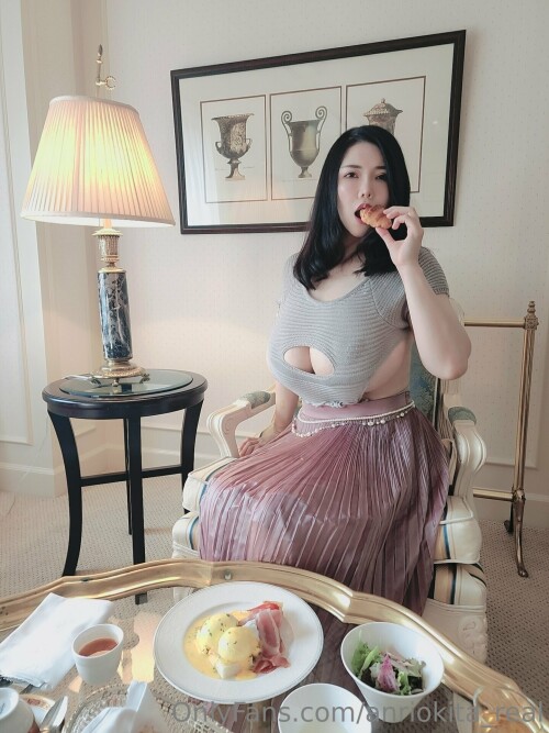 1440x1920 284fc2b30c8d9594cd532b4a2a26d906