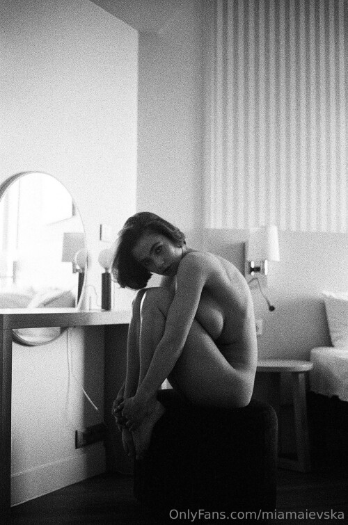 1440x2175 04d64e32027d906390a3009265974a781252881358ed322b