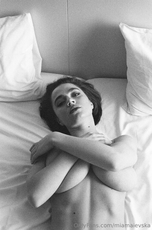 1440x2175 8a44502f84f8aefc33fcb776502f37bd3edca8cacb03f3a6