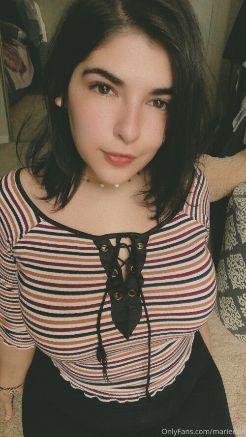 1440x2560 f151bacf70fa63bebb18e7cb8d86f304