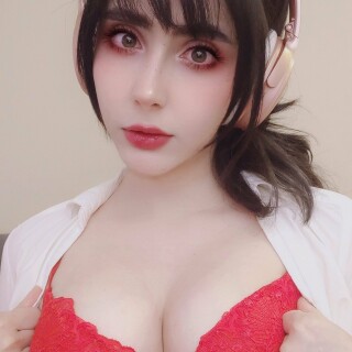 1441x2560_98b10a34bfe31918cfe0776a1ff98f36