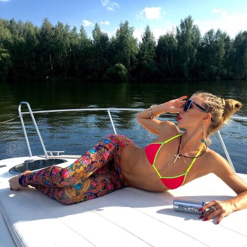 1489589931 anastasiaivanovskaya9925bbaea418c15e942f