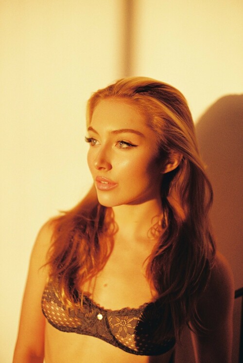 1497035701233143808 FMaKCJUUYAUUW7J