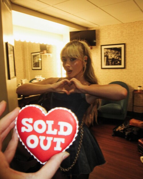 14C8421B 9325 4ED1 84A8 76F8DEFA61A0