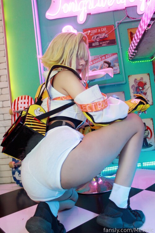 14 Elegg 141e577dfe4d9318d9