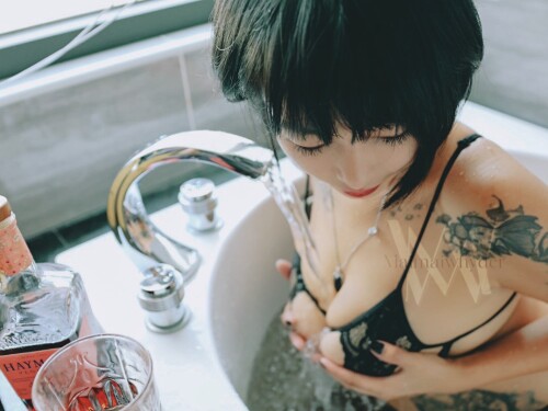 14fc9f28 64bf 4f72 b137 e44363add6180561a687ad47d992