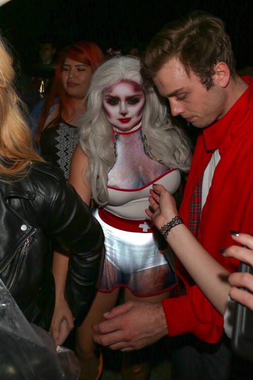 15 TVcGXvFb48e38a728703bb2