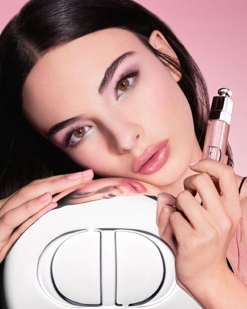 15351561 12fb0fe8e381378b8