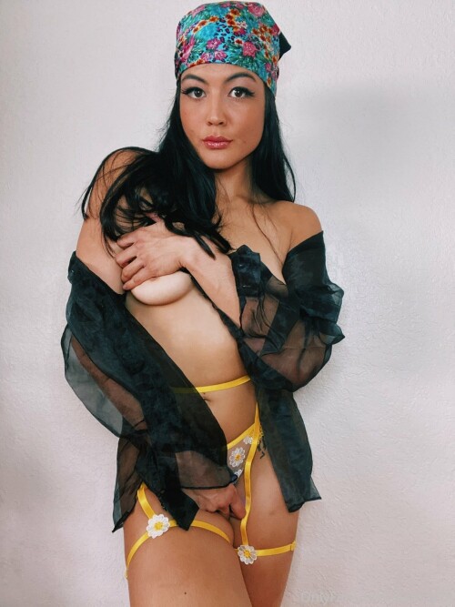 1536x2048 28e29b7c5e858eb7b4fa7a0c1d2f8b56