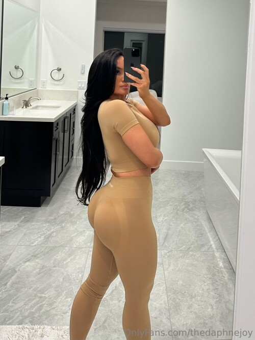 1536x2048 506f692bf23f513c67659a8a497d33dd7b858d16824e9851