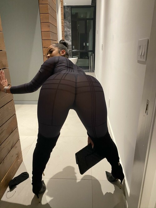 1536x2048 59f12b292000b863df954c550cf74ba5316a323bba62a1cc