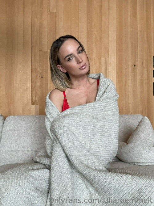 1536x2048 5cb6f067686b0e22184411b22ef15276