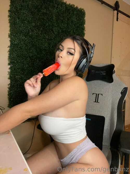 1536x2048 5fe95ea9804df2f7525253985d265a35