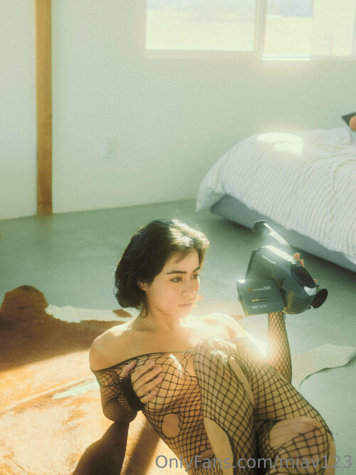 1536x2048 73f504766940a25d9fa84488309703a1