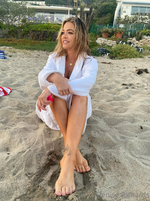 1536x2048 8b477557cf18e58fd13022f0cdc6d2f3