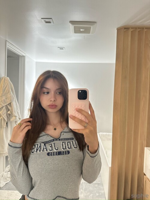 1536x2048 8deace3dc242a7d2f6356262c2e32c016554b6e31ca81bf9