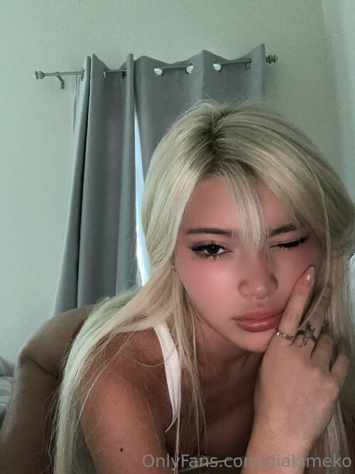 1536x2048 910a032bd2d8648306f5ed5e74973e09aff6cd0afbf805ca