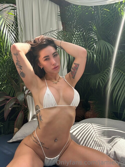 1536x2048 93d34a7cbce9c55799c65017679de4e0