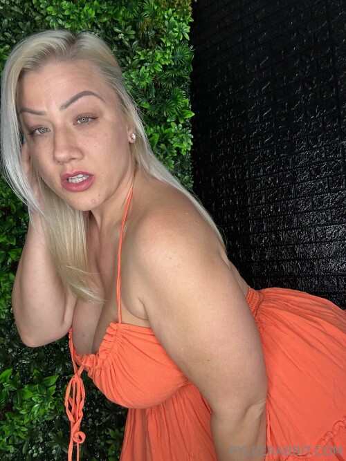 1536x2048 aae6b69afd330c995096157bf4cae8b474b89ba57f9c30b6