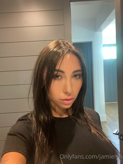 1536x2048 b264fd019a1abea8cba035503ee2a007