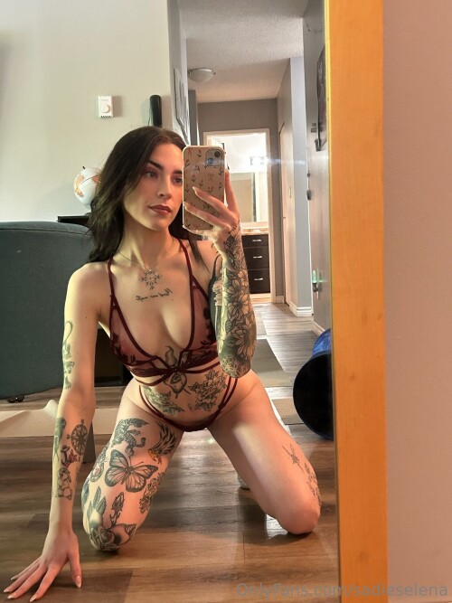 1536x2048 cbb46005af0e5639d5ee61e03418a0583ba52285b94b5603