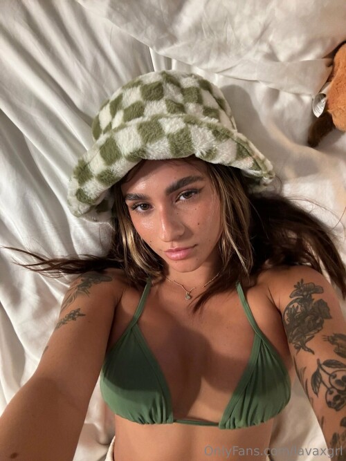 1536x2048 cece1163d6f72ee716d42266b3b12cadc7adbfb4e0077ef8