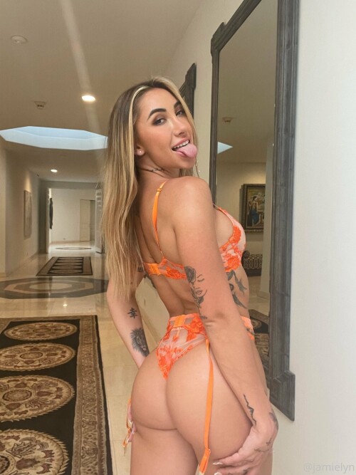 1536x2048 d7e74cd0aa6d0ddb6a3dd784eab1bf40