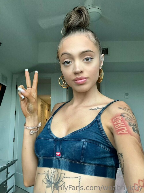 1536x2048 de748f66f8ac3f751e8c40f723012a07