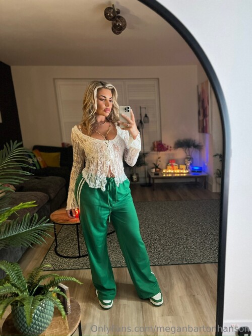 1536x2048 e321347da72882b6a165dc640349c0114dcc79e22f6ab759