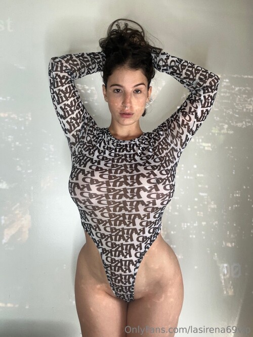 1536x2048 e668377e5b748408c9c9b9677db0dfa49182201c9b9a4cec