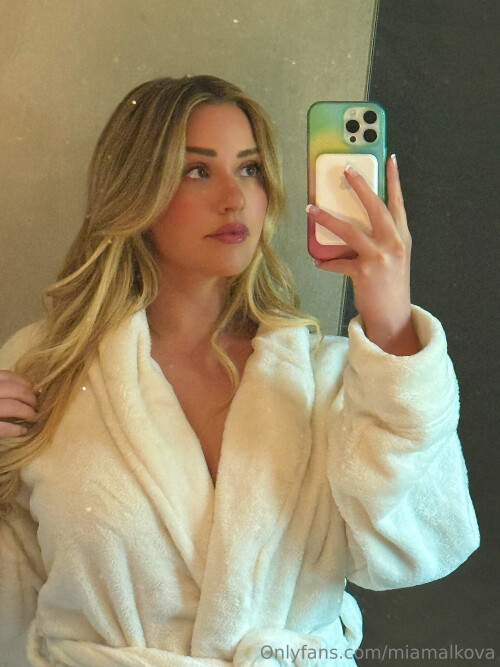 1536x2048 f0d1bd31595f8fc2486962651a518911d2ee5b5893d92dbc