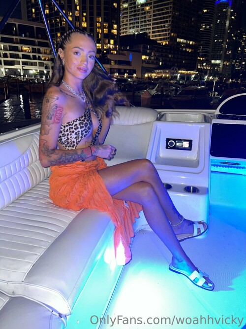 1536x2048 f8feb8353b158d8bf24dcdab99489859