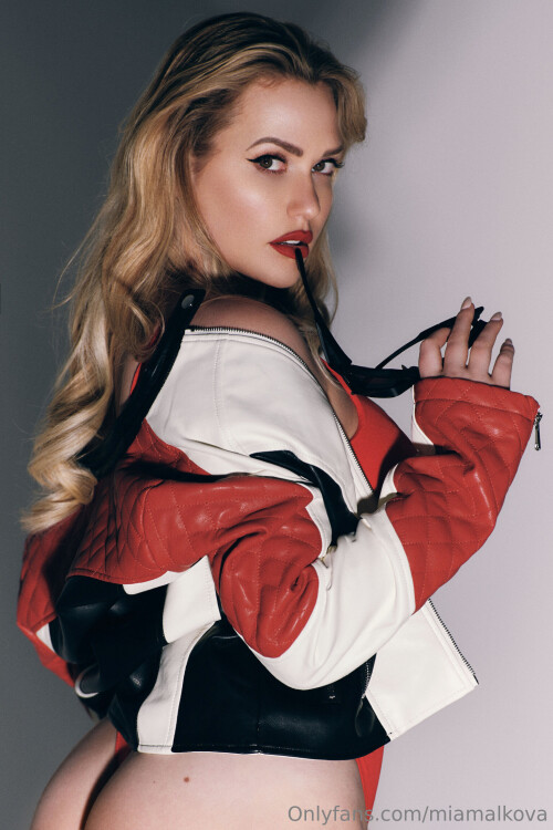 1536x2304 6f52b2eea8ce691f9b70f9e3eee8e85a49146d3c93b92f3e