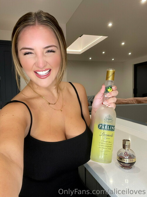 1537x2049 0f118c7b4a704d021745d5f14eccb922